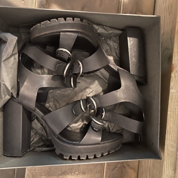 ALL SAINTS Black Leather Platform Heel Sandals - Picture 7 of 7